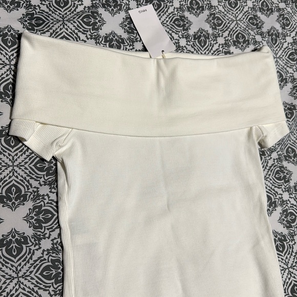 MANGO Off-Shoulder Top, Size M, Color White - Picture 3 of 4